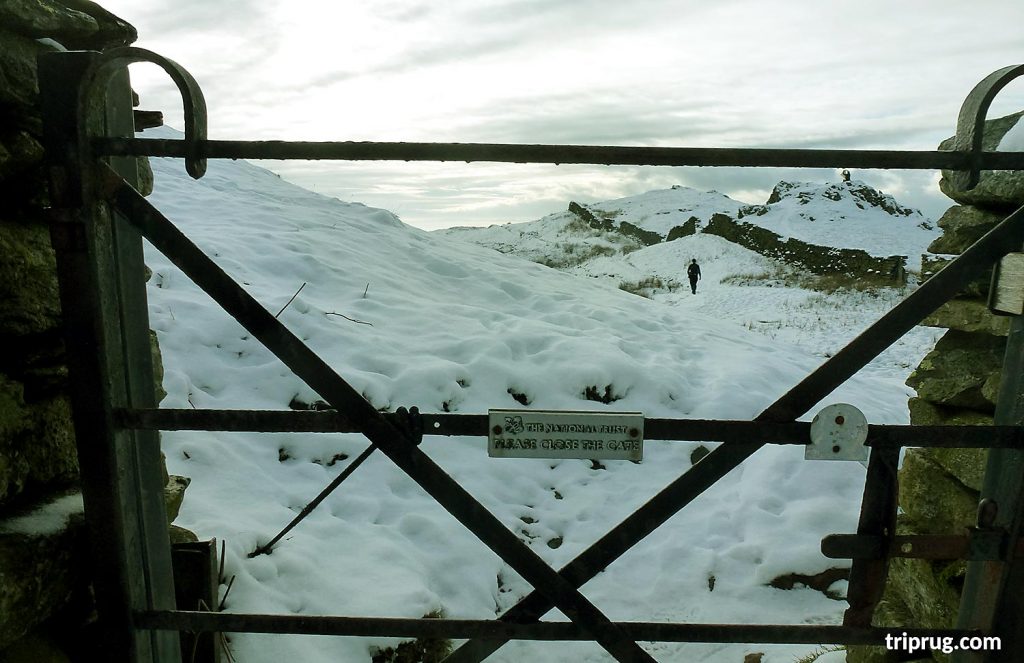 'Close the gate' (The National Trust)