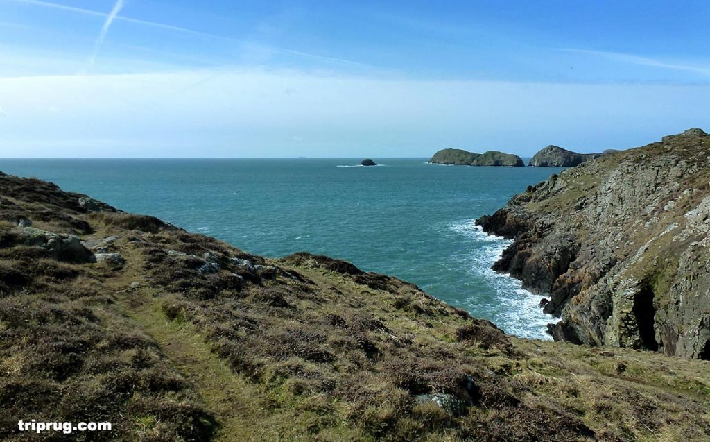 Coastal view while heading towards the Whitesands Bay 